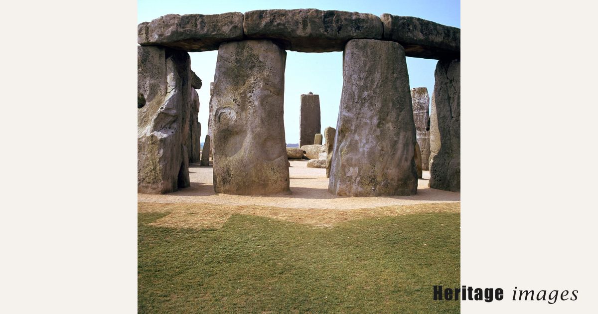 Stonehenge from the west, 25th century BC. Artist: Unknown | Heritage ...