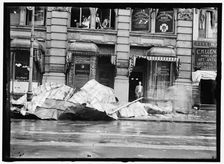 Storm damage, between 1913 and 1918. Creator: Harris & Ewing