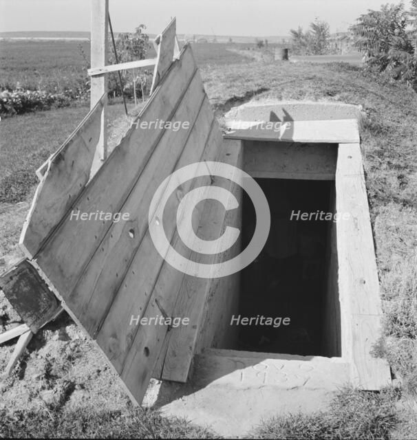 Storage cellar on Botner farm, Nyssa Heights, Malheur County, Oregon, 1939. Creator: Dorothea Lange.