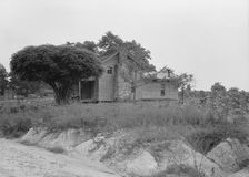 Story-and-a-half weatherboard house, Person County, North Carolina, 1939. Creator: Dorothea Lange