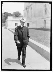 Stout, between 1913 and 1918. Creator: Harris & Ewing