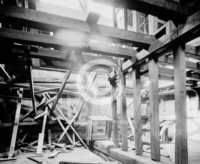Str. John Craig showing temporary bulk-head, between 1900 and 1905. Creator: Unknown.