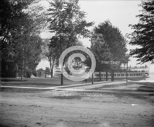Str. Tashmoo, St. Clair Flats, Mich., between 1900 and 1920. Creator: Unknown.