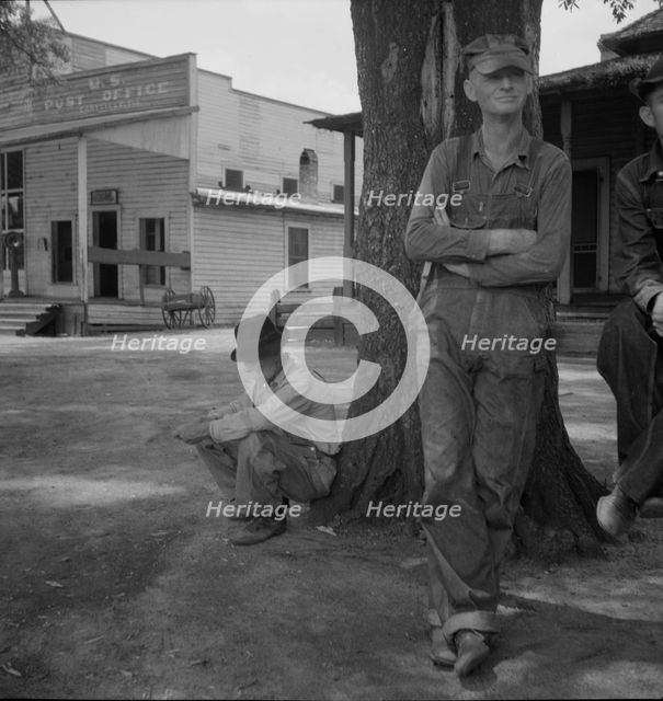 Stranded residents of Careyville, Florida, , 1937. Creator: Dorothea Lange.
