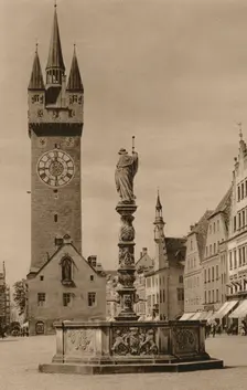 Straubing - Ludwigsplatz with Town Tower and Fountain of 1644 1931. Artist: Kurt Hielscher