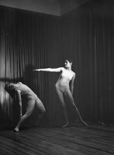 Strauss, Sarah Mildred, and pupil, 1930 Apr. 25. Creator: Arnold Genthe
