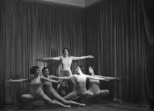 Strauss, Sarah Mildred, and pupils, 1930 Apr. 25. Creator: Arnold Genthe