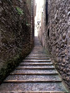 Street of the old Jewish quarter in Girona's Call