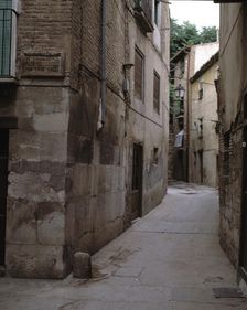 Street of the old Jewish Quarter in Tudela, Navarra