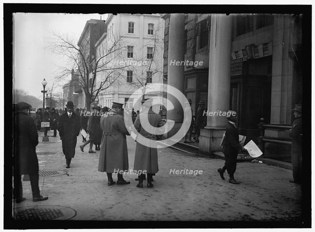 Street Scene, near G Street, Washington, D.C., between 1913 and 1918. Creator: Harris & Ewing.