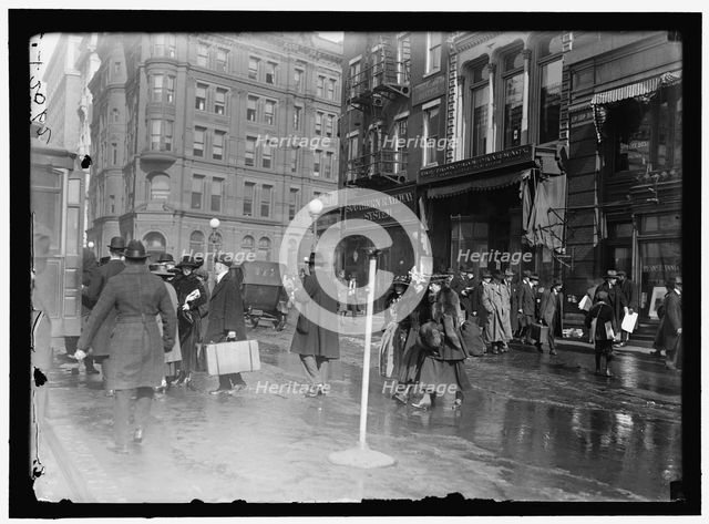 Street scene near G Street, Washington, D.C., between 1913 and 1918. Creator: Harris & Ewing.