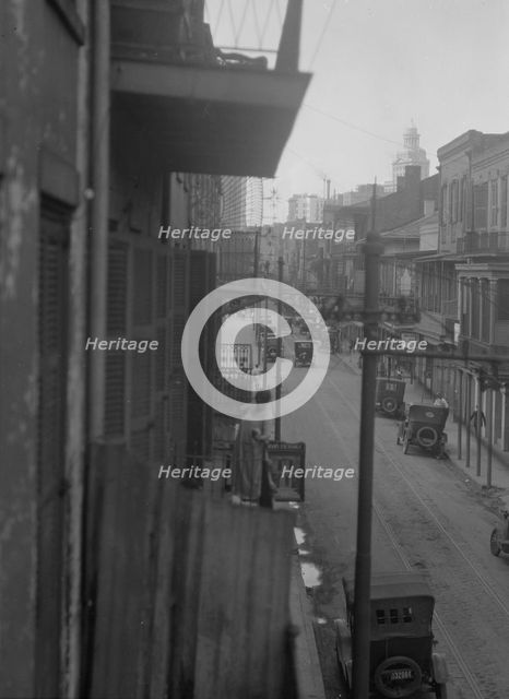 Street scene, New Orleans or Charleston, South Carolina, between 1920 and 1926. Creator: Arnold Genthe.