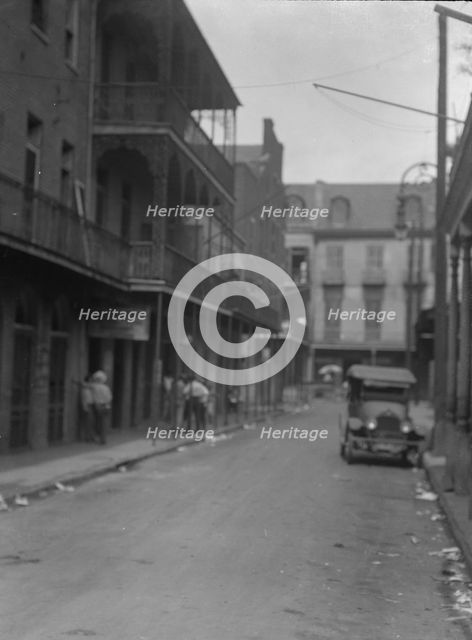 Street scene, New Orleans, between 1920 and 1926. Creator: Arnold Genthe.