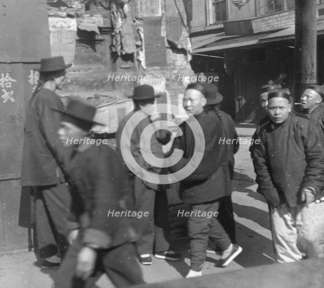 Street scene, Chinatown, San Francisco, between 1896 and 1906. Creator: Arnold Genthe.