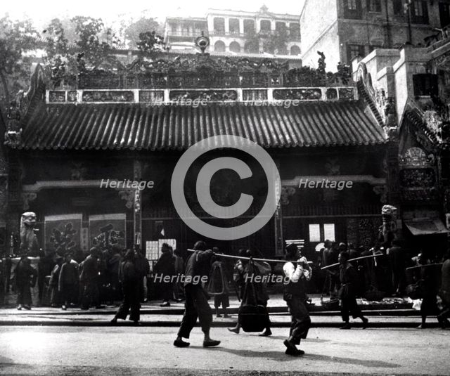 Street Scene, Hong Kong, 1900. Artist: Unknown