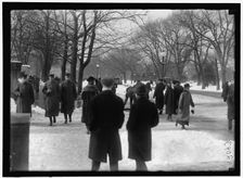 Street scene with snow, Executive Avenue, Washington, D.C., between 1913 and 1918. Creator: Harris & Ewing