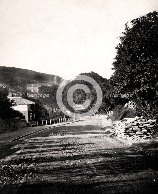 Street through a valley in Hastings, Sussex, early 20th century. Artist: Unknown