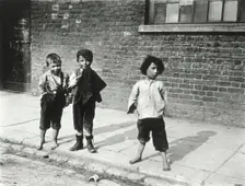 Street urchins in Lambeth, London, 19th century. Creator: Unknown
