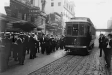 Streetcar railway strike, 1916 - Stopping cars, between c1915 and c1920. Creator: Bain News Service