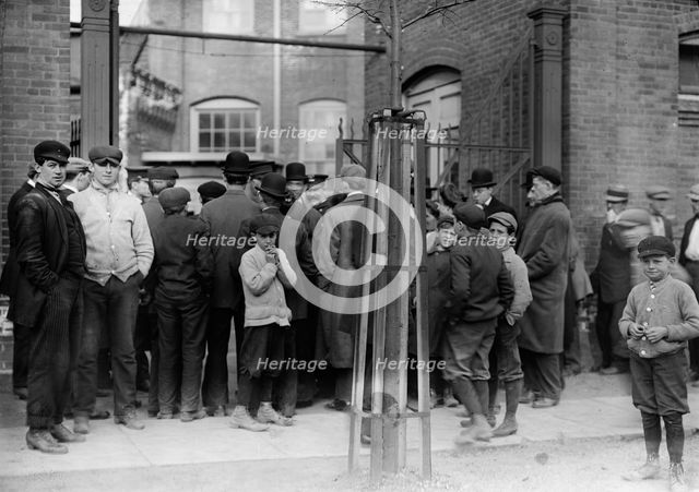 Strike committee at Gate of Mills - Passaic, between c1910 and c1915. Creator: Bain News Service.