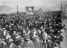 Strikers crossing London Bridge, between c1910 and c1915. Creator: Bain News Service