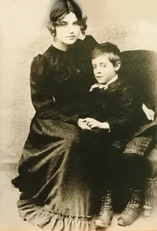 Suzanne Valadon and her son Maurice Utrillo, c1889. Creator: Anonymous ()