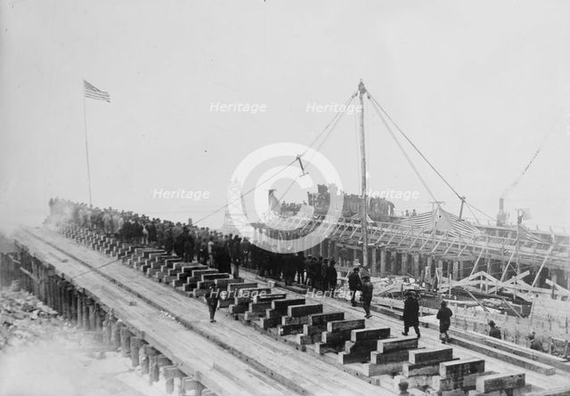 Submarine Co. yard, Newark, between c1915 and c1920. Creator: Bain News Service.