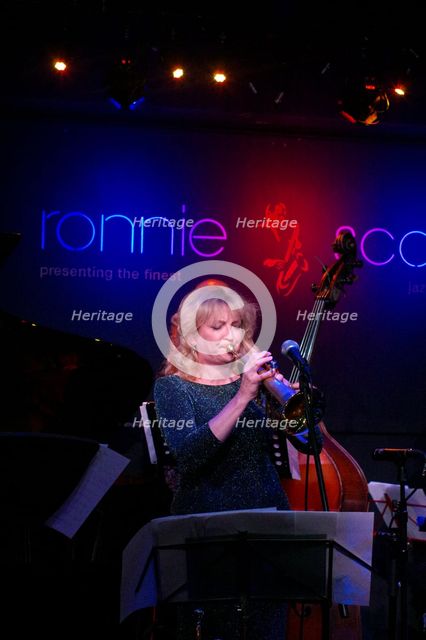 Sue Richardson, Ronnie Scott's, Soho, London, 5th June 2016. Artist: Brian O'Connor.