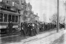 Suffrage hike to Wash'n, 1913. Creator: Bain News Service