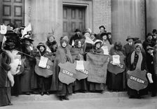Suffrage hikers collecting, 1913. Creator: Bain News Service