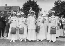 Suffrage news girls - Liz Freeman, between c1910 and c1915. Creator: Bain News Service