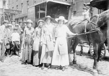 Suffragets [i.e., suffragettes] on hike to Boston, 1913. Creator: Bain News Service
