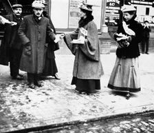 Suffragettes handing out leaflets, London, October 1907. Creator: Unknown