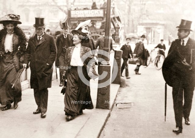 Suffragettes trying to speak to the Prime Minister, London, 1908. Creator: Unknown.