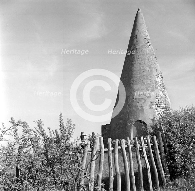Sugar Loaf, Dallington, East Sussex, 1945-1980. Artist: Eric de Maré