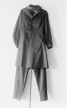 Suit of Abraham Lincoln, (1914). Creator: Harris & Ewing