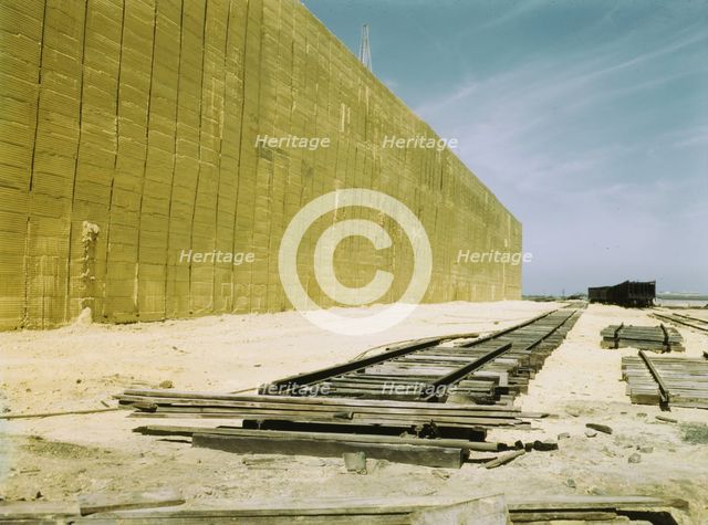 Sulphur vat 60 feet high, Freeport Sulphur Co., Hoskins Mound, Texas, 1943. Creator: John Vachon.