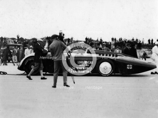 Sunbeam 1000hp World Land speed record attempt at Daytona 1927 Artist: Unknown.