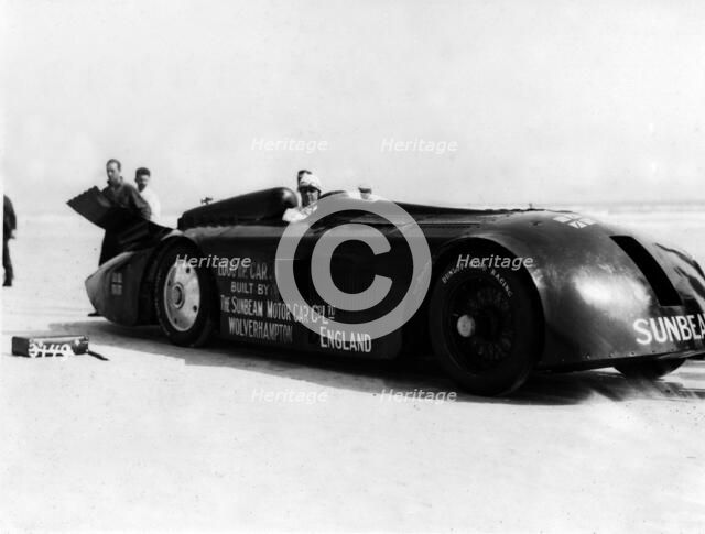 Sunbeam 1000hp World Land speed record attempt at Daytona 1927 Artist: Unknown.