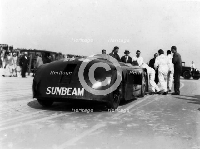 Sunbeam 1000hp World Land speed record attempt at Daytona 1927 Artist: Unknown.