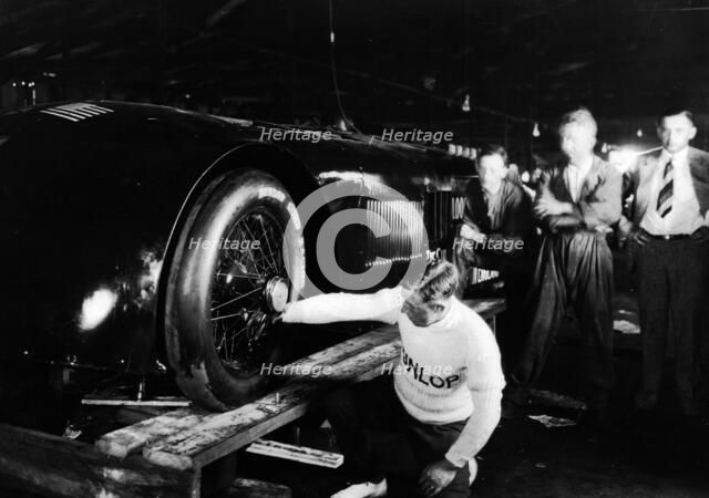 Sunbeam 1000hp World Land speed record attempt at Daytona 1927 Artist: Unknown.