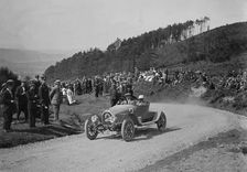 Sunbeam competing in the South Wales Auto Club Caerphilly Hillclimb, Wales, pre 1915. Artist: Bill Brunell