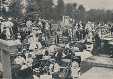 Sunday Afternoon at Boulter's Lock, Maidenhead 1901