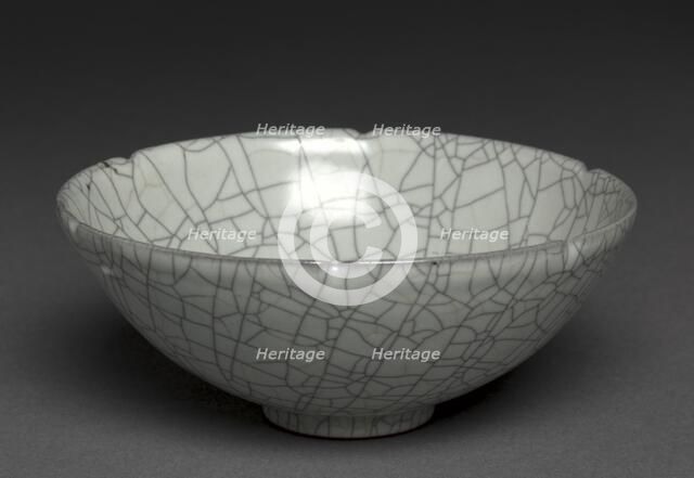 Sunflower Bowl: Guan ware, Southern Song dynasty (1127-1279). Creator: Unknown.