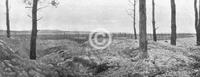 'Sur le massif de Moronvilliers; Le mont Cornillet vu de nos tranchees de depart..., (1917). Creator: Unknown.