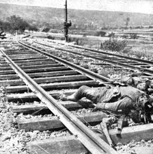 Sur le Marne; la ligne Paris-Nancy devant Passy-sur-Marne, apres la retraite allemande 1918. Creator: Unknown