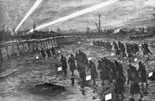 Sur le front Britannique; Devant Neuve-Chapelle: le rassemblement nocturne de l'infanterie 1915 Creator: Frederick Villiers