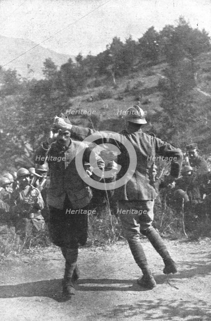 ''Sur le front d'orient; Soldats grecs celebrant par des danses la victoire franco-grec...', 1918. Creator: Unknown.
