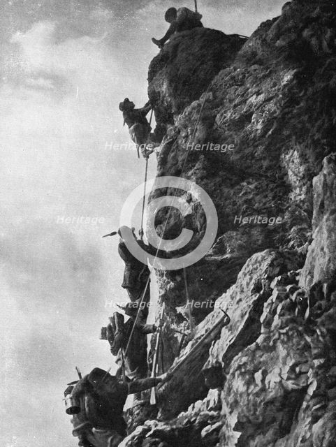 ''Sur le Front Italien; comment il fallut attaquer le Monte Nero', 1915. Creator: Unknown.