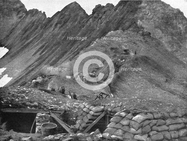 'Sur le Front Italien; des tranchees et abris d'artillerie a 2800 metres d'altitude..., 1915. Creator: Robert Vaucher.